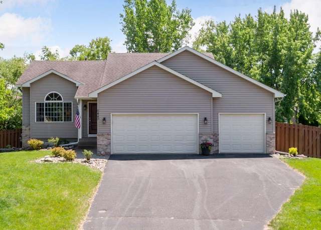 Property at 6449 151st St N, Hugo, MN 55038, 4 beds, 2 baths