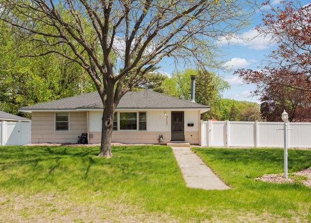 Property at 9137 13th Ave S, Bloomington, MN 55425, 3 beds, 1 bath