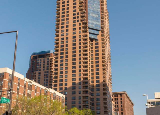 Property at 168 6th St E #2702, Saint Paul, MN 55101, 2 beds, 2 baths