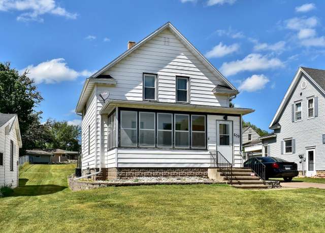 Property at 609 E Grove St, Rushford, MN 55971, 3 beds, 2 baths