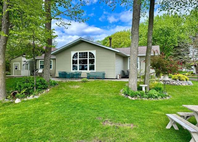 Property at 1575 White Cloud Dr S, Isle, MN 56342, 3 beds, 2 baths