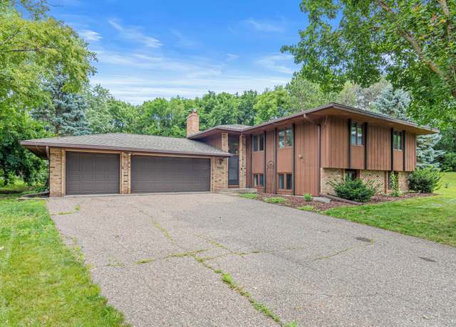 Property at 3413 Red Oak Cir N, Burnsville, MN 55337, 5 beds, 2 baths