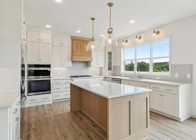 Property at 21959 Edison Ct NW, East Bethel, MN 55011, 4 beds, 3 baths