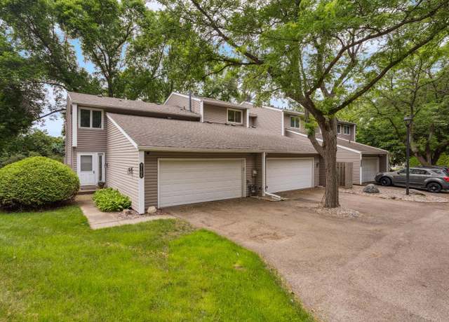 Property at 9106 Neill Lake Rd, Eden Prairie, MN 55347, 3 beds, 3 baths