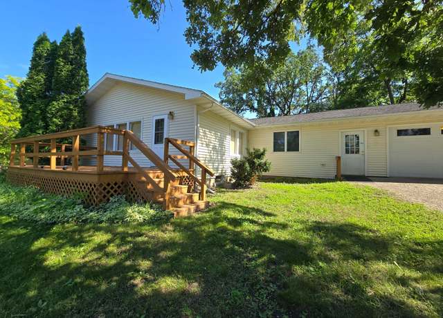 Property at 2911 34th Ave SE, Rochester, MN 55904, 3 beds, 2 baths