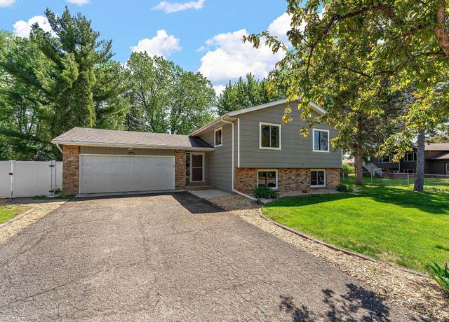 Property at 20680 207th Ct W, Lakeville, MN 55044, 4 beds, 2 baths