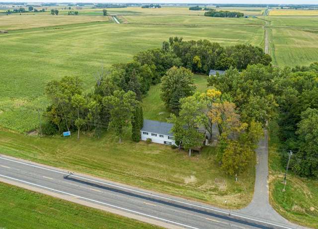 Property at 44650 State Highway 19, Gaylord, MN 55334, 5 beds, 3 baths