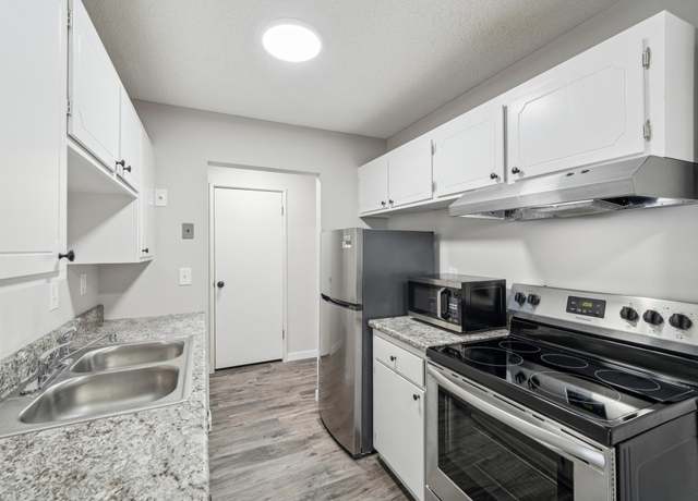 Property at 4351 Parklawn Ave Unit 105E, Edina, MN 55435, 1 bed, 1 bath