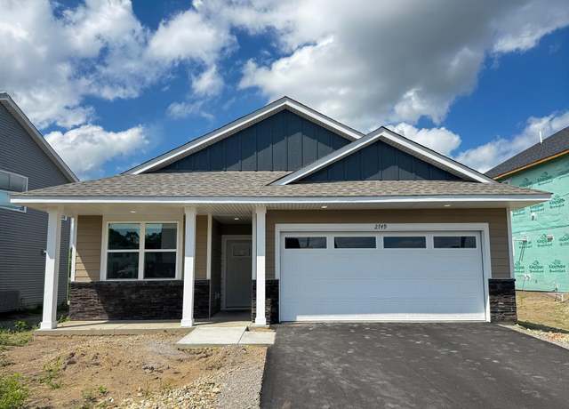 Property at 2749 Green Ash Ave, Shakopee, MN 55379, 3 beds, 2 baths