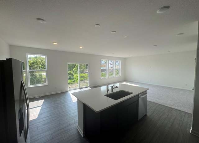 Property at 12595 Garden Meadow Ln, Rogers, MN 55374, 4 beds, 3 baths