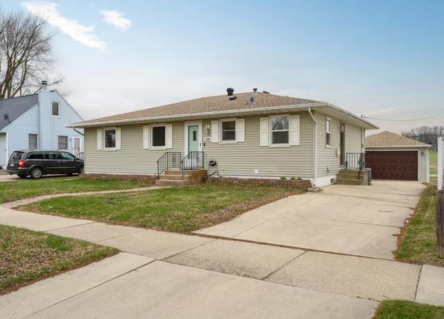 Property at 2309 26th St NW, Rochester, MN 55901, 5 beds, 3 baths