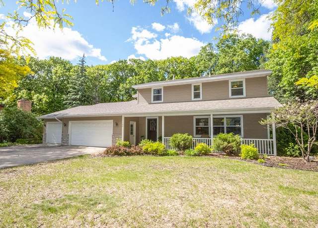 Property at 196 Mary Cir, North Mankato, MN 56003, 4 beds, 4 baths
