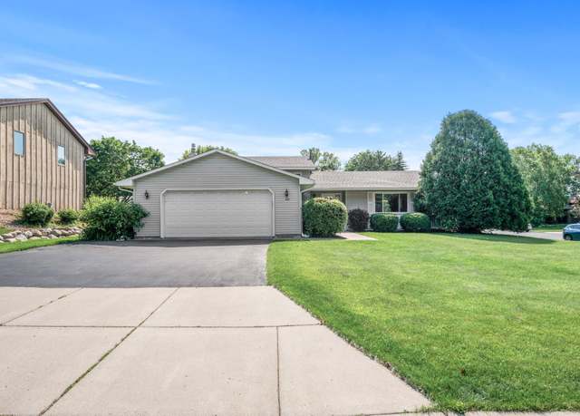Property at 1902 Duck Pond Dr, West Saint Paul, MN 55118, 5 beds, 3 baths