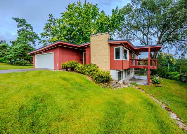 Property at 5820 W 70th St, Edina, MN 55439, 3 beds, 2 baths
