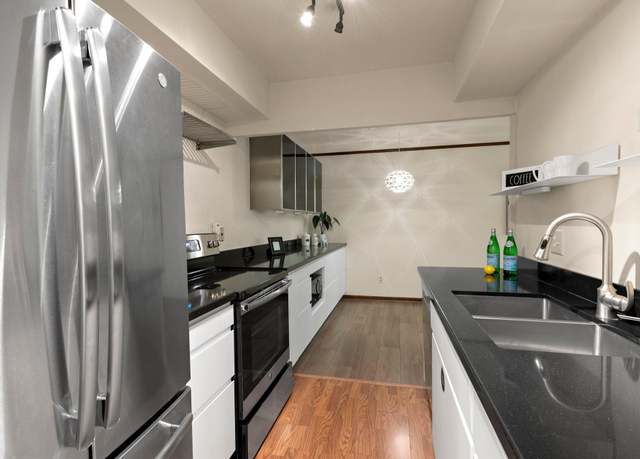 Property at 456 Summit Ave #201, Saint Paul, MN 55102, 2 beds, 1 bath