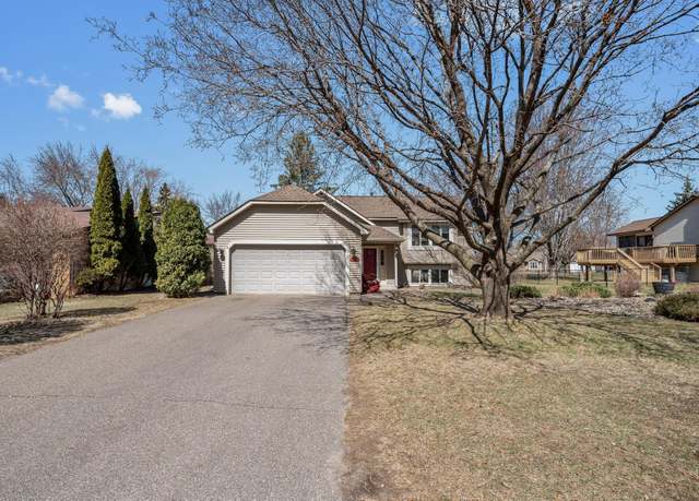 Property at 1409 Hickory Trl, White Bear Twp, MN 55110, 4 beds, 2 baths