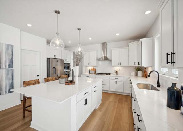 Property at 1968 Tamarack Rd, Carver, MN 55315, 5 beds, 3 baths