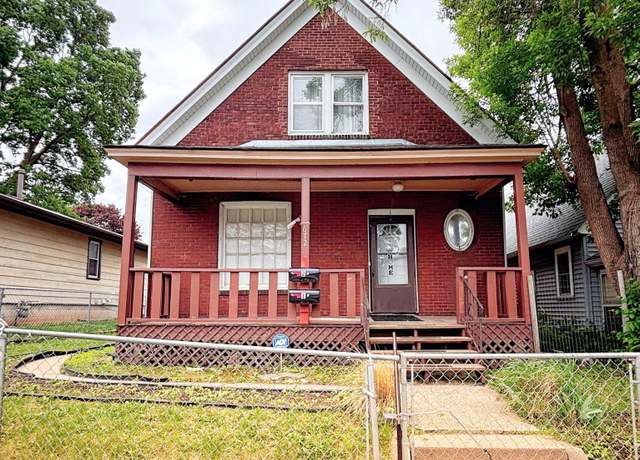 Property at 672 Case Ave, Saint Paul, MN 55106, 4 beds, 2 baths