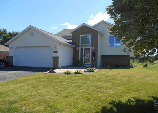Property at 402 Circle Ln, Arlington, MN 55307, 4 beds, 2 baths