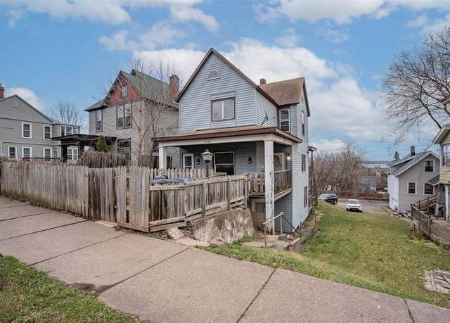 Property at 2222 W 4th St, Duluth, MN 55806, 5 beds, 2 baths