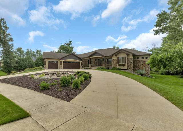 Property at 1726 Blackberry Cir, Sartell, MN 56377, 5 beds, 5 baths