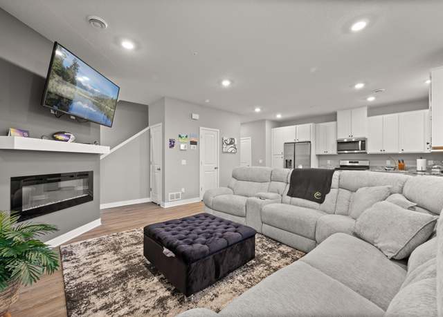 Property at 6535 Genevieve Trl S, Cottage Grove, MN 55016, 3 beds, 3 baths