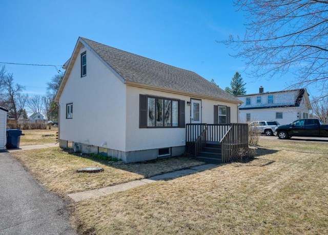 Property at 1938 E 25th St, Hibbing, MN 55746, 3 beds, 1 bath