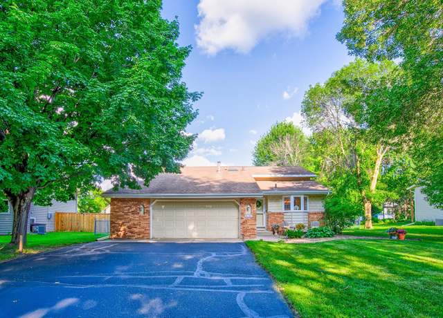 Property at 5130 Cottonwood Ln N, Plymouth, MN 55442, 4 beds, 2 baths