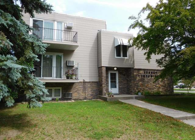 Property at 1516 19 1/2 St S #6, Moorhead, MN 56560, 2 beds, 1 bath