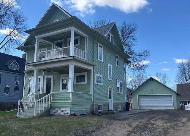 Property at 212 S Linton St, Blue Earth, MN 56013, 3 beds, 2 baths