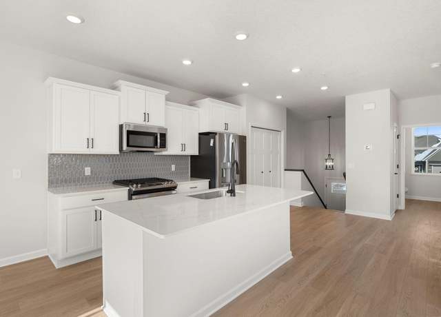 Property at 6738 Wildflower Way, Minnetrista, MN 55331, 3 beds, 3 baths