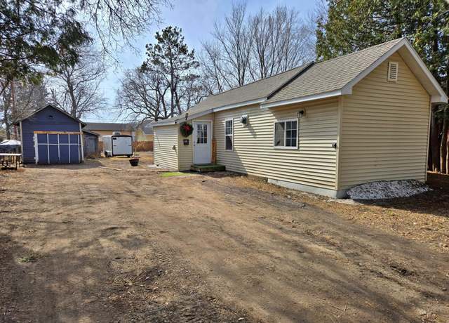 Property at 614 4th St W, Park Rapids, MN 56470, 3 beds, 1 bath