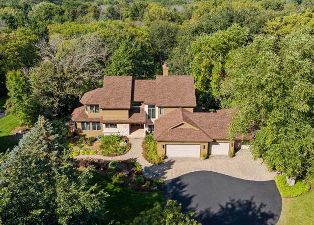 Property at 6287 Crackleberry Trl, Woodbury, MN 55129, 5 beds, 4 baths