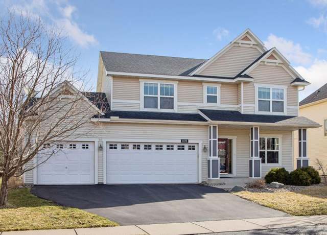 Property at 11170 Walnut Ln, Woodbury, MN 55129, 4 beds, 4 baths