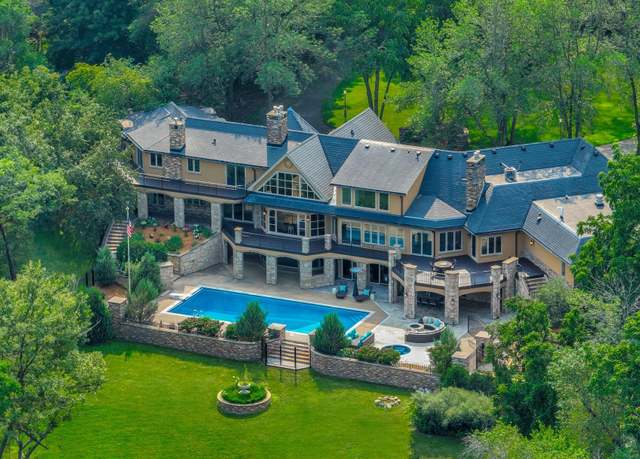 Property at 16 Evergreen Rd, North Oaks, MN 55127, 5 beds, 7 baths