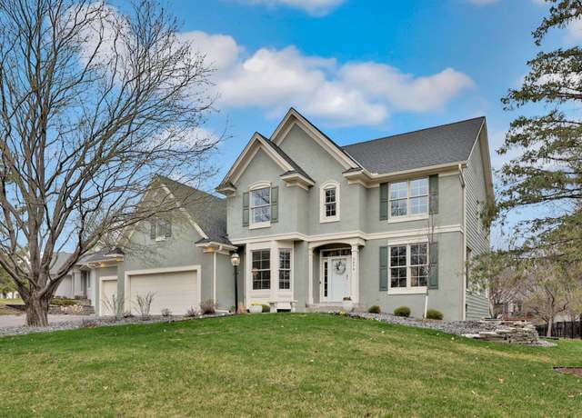 Property at 2479 Hidden Lake Dr, Woodbury, MN 55125, 5 beds, 4 baths