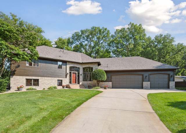 Property at 17420 138th Ave N, Dayton, MN 55327, 4 beds, 4 baths
