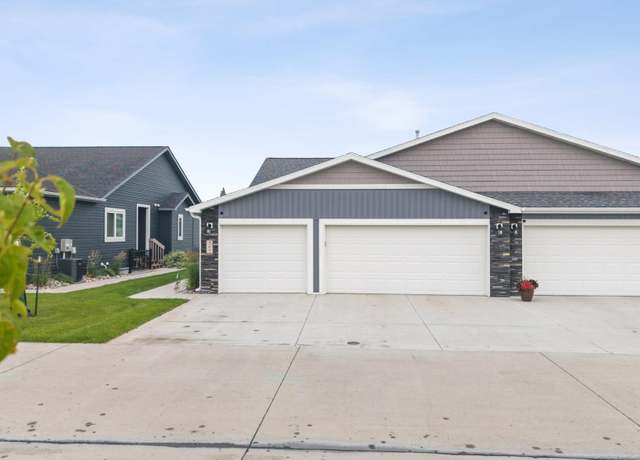Property at 509 34th Way E, West Fargo, ND 58078, 2 beds, 2 baths
