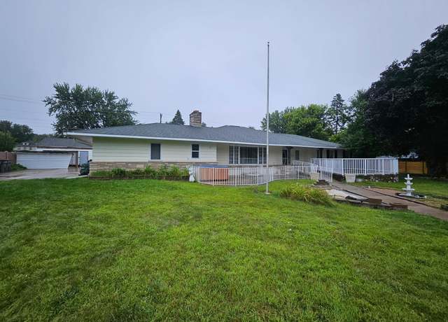 Property at 436 6th Ave SW, Cambridge, MN 55008, 8 beds, 7 baths