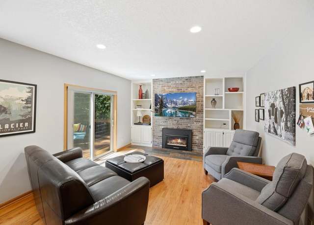 Property at 467 Glenmar Ave, Mahtomedi, MN 55115, 4 beds, 4 baths