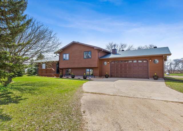Property at 8211 28th St S, Kurtz Twp, MN 56560, 4 beds, 3 baths