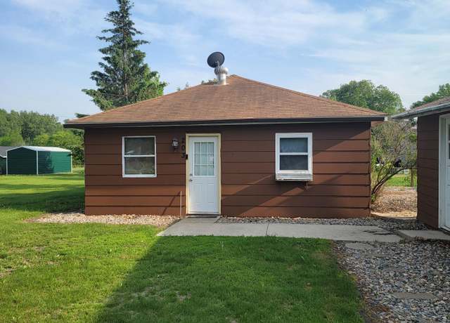 Property at 203 Ann Ave E, Clarissa, MN 56440, 2 beds, 1 bath