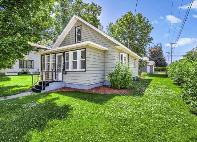 Property at 922 3rd St N, Waite Park, MN 56387, 3 beds, 1 bath