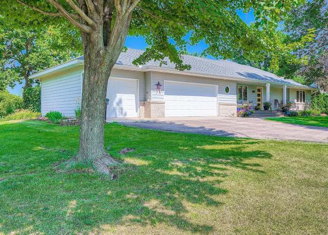 Property at 1710 Valley Ridge Trl S, Chanhassen, MN 55317, 5 beds, 3 baths