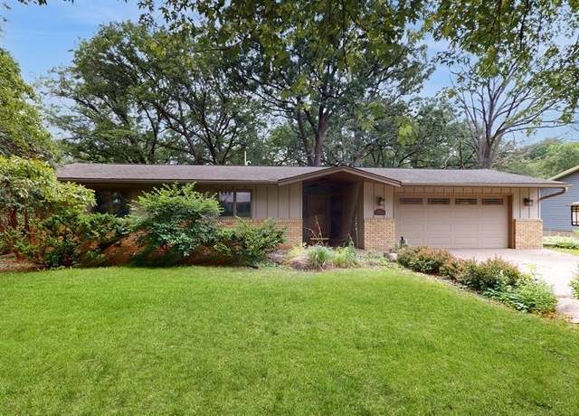 Property at 10100 James Rd, Bloomington, MN 55431, 4 beds, 3 baths