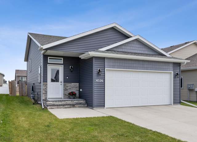Property at 4526 17th St S, Moorhead, MN 56560, 3 beds, 2 baths