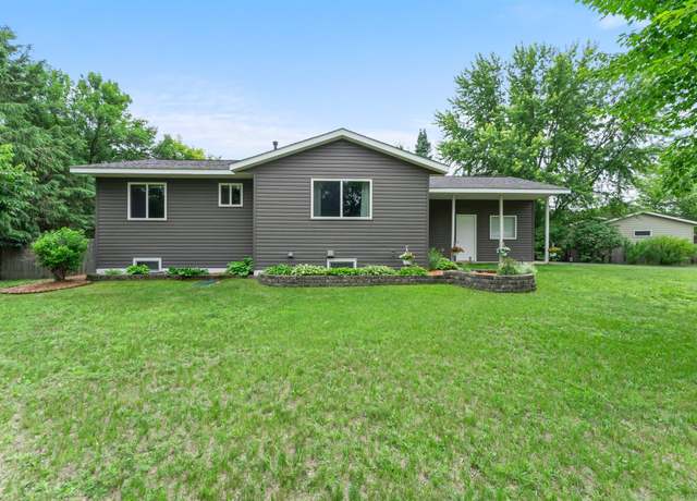 Property at 6071 Red Fox Run, North Branch, MN 55056, 3 beds, 2 baths