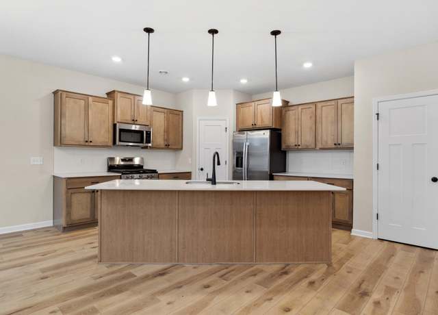 Property at 1084 Annacotte Ln, Rosemount, MN 55068, 3 beds, 3 baths