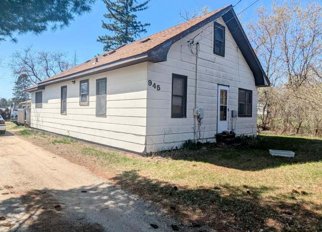 Property at 945 East Ave NE, Bemidji, MN 56601, 4 beds, 2 baths