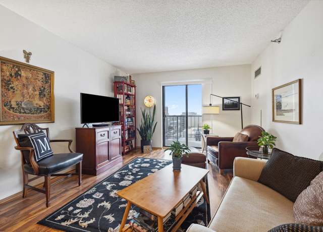 Property at 78 10th St E #1108, Saint Paul, MN 55101, 1 bed, 1 bath